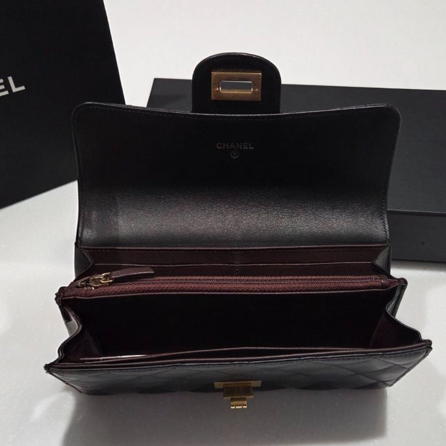 CHANEL香奈兒經典2.55菱格紋小牛皮黑金信封長夾/ 發財包/ 發財長夾-5