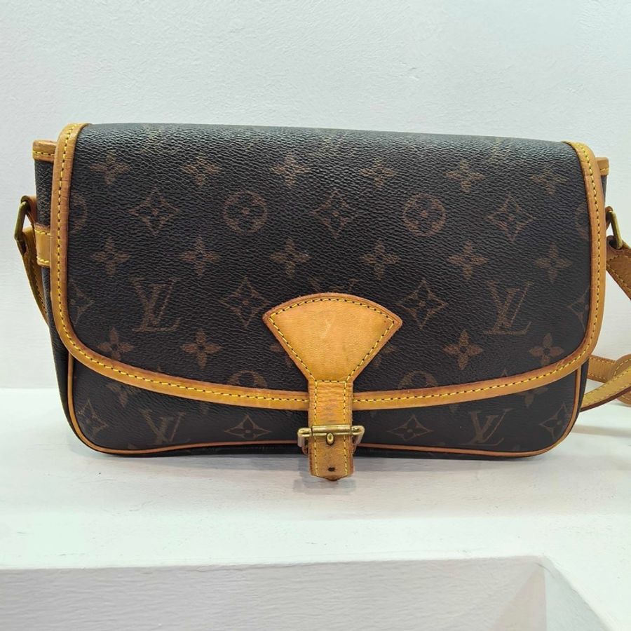 Lv 老花法棍郵差包 全原 無破無裂好成色-0
