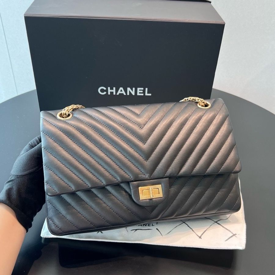 Chanel香奈兒 2.55系列226 深灰色金扣-0