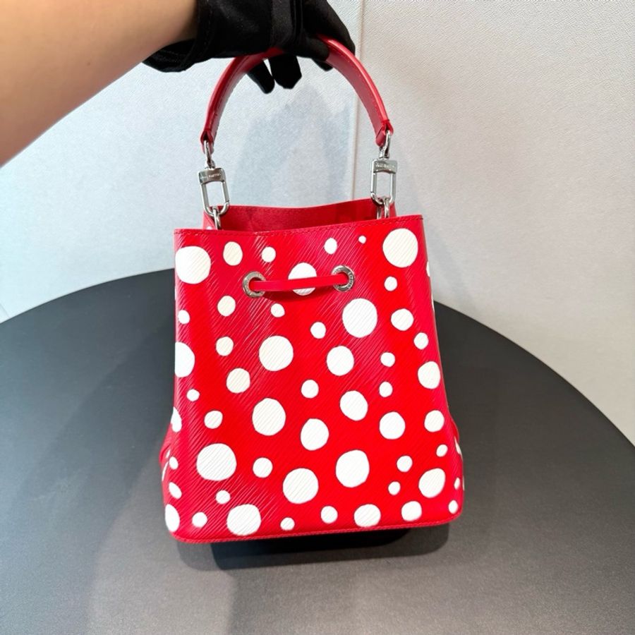 LV路易威登x Yayoi Kusama,草間彌生 聯名款 NOE ,水桶包-2