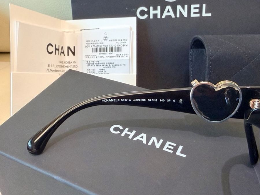 Chanel 限量絕美黑金愛心琺瑯化妝鏡偏光墨鏡 5517-A (近全新、購證正本、大全配)-21