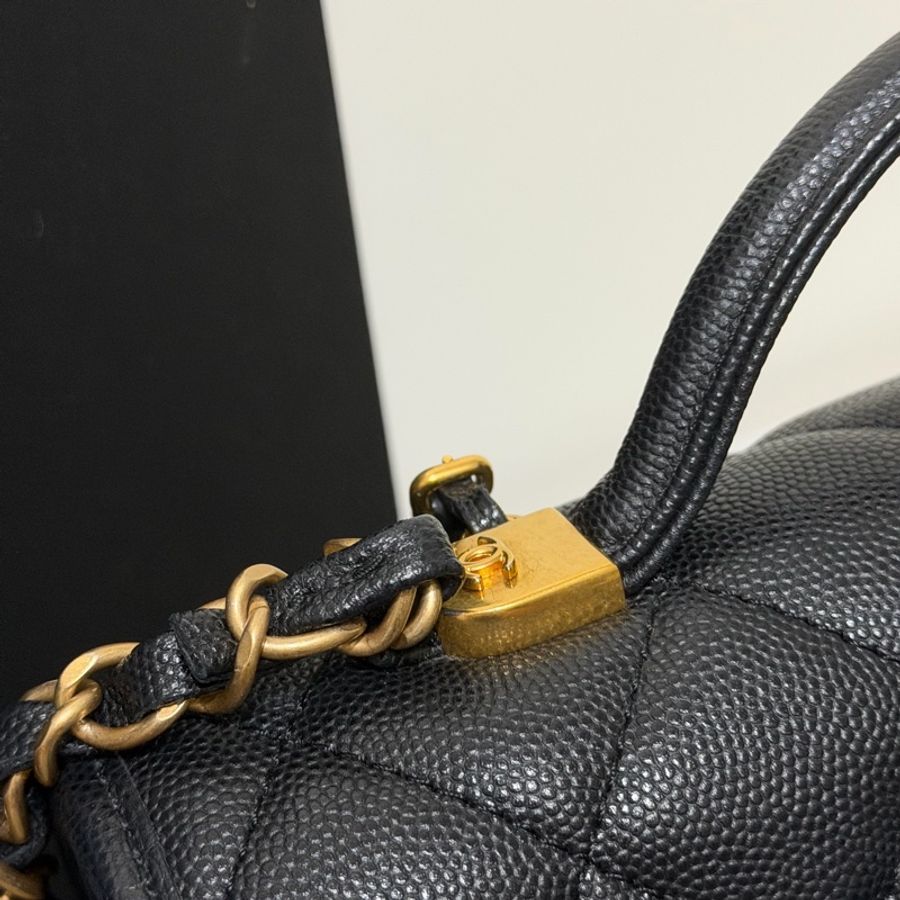 ✨Chanel 22k 黑金荔枝皮郵差包 有購證 99新🖤-5