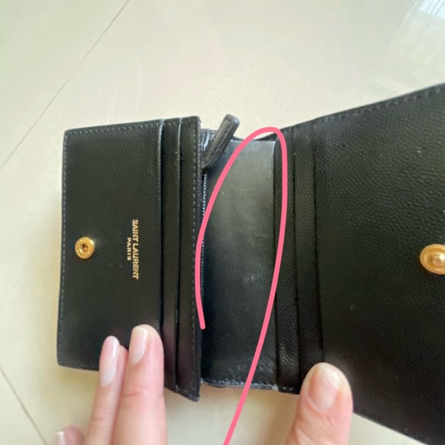 YSL Saint Laurent 魚子醬短夾-10