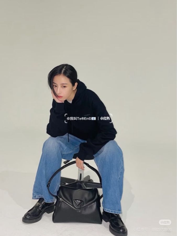 🖤 PRADA Signaux 黑色羊皮肩背斜背包 🖤-0