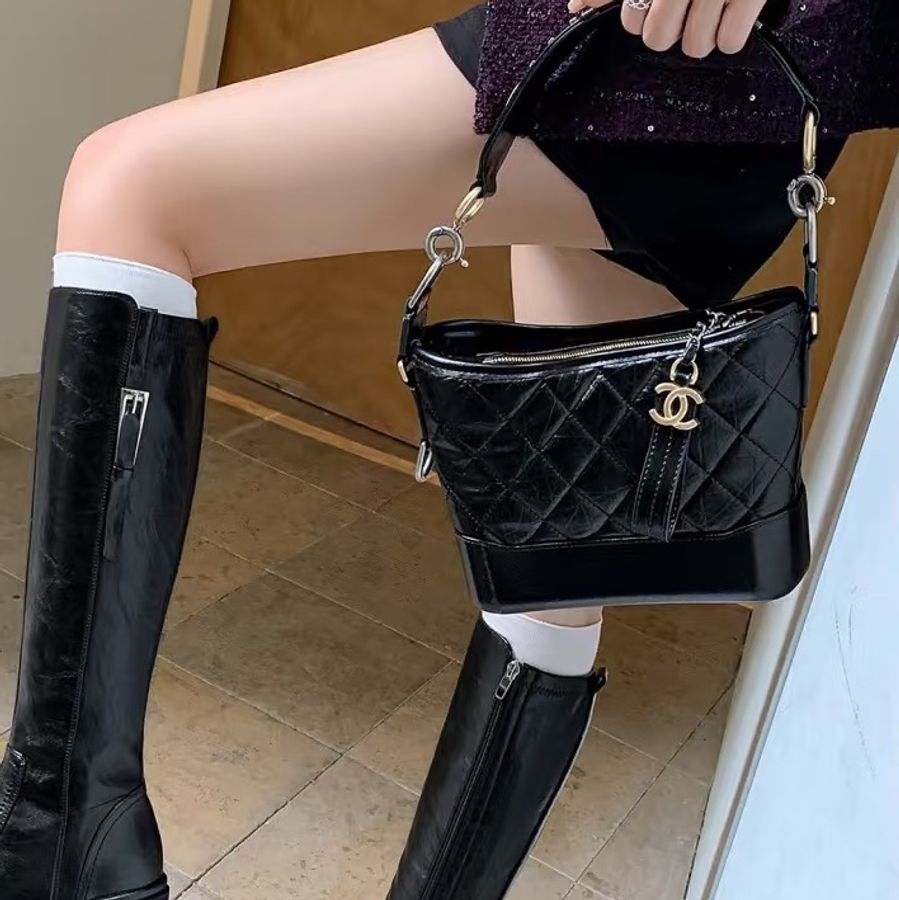 CHANEL香奈兒黑金流浪包🥾全新全配🈶購證小號-8