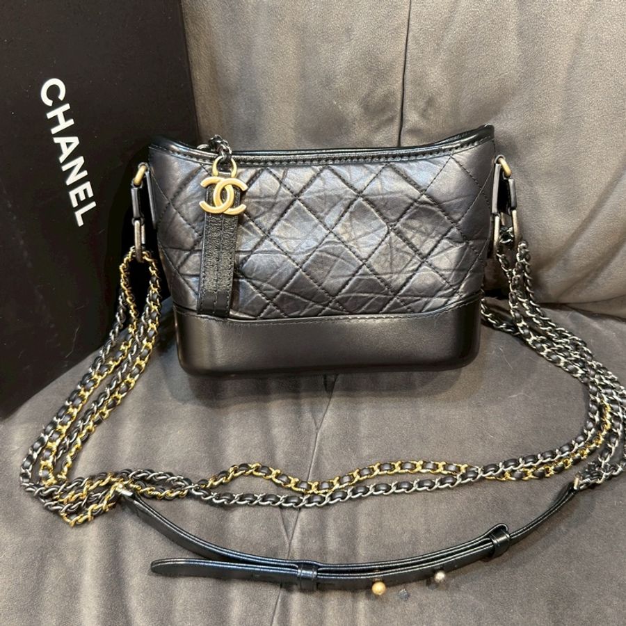 CHANEL香奈兒黑金流浪包🥾全新全配🈶購證小號-11