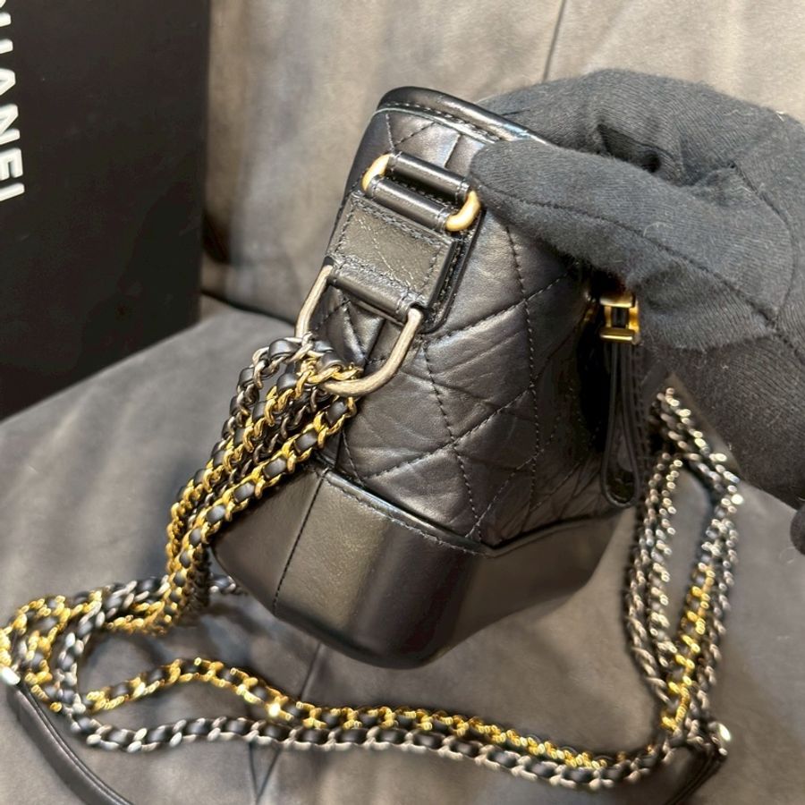 CHANEL香奈兒黑金流浪包🥾全新全配🈶購證小號-14