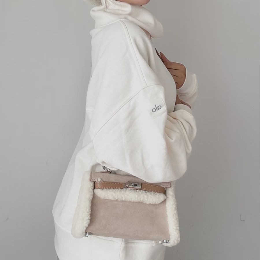 《仙闆名牌精品》澳洲 OZWEAR UGG kelly 羊毛 羊皮 肩背包 斜背包 手提包-4