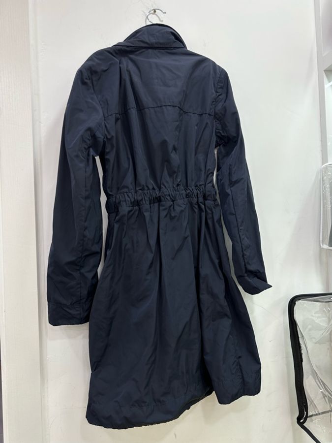 Moncler 束腰派克風衣外套-1