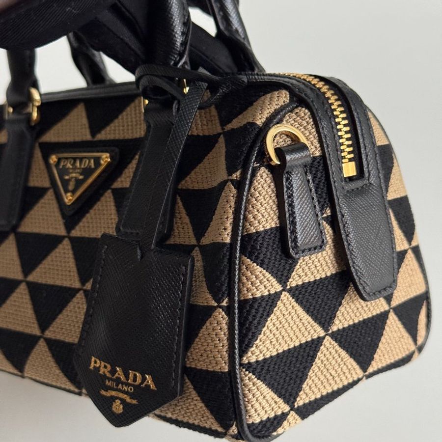99新🆕 Prada 普拉達 Symbole Bag 刺繡mini波士頓包-8