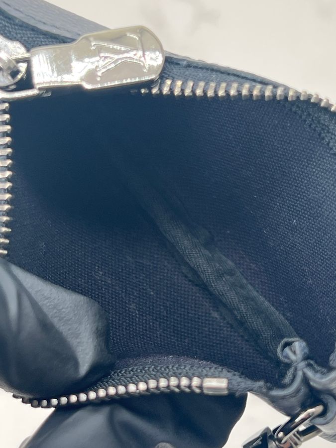 香緹國際精品 LV 黑武士雙色零錢包 1100-6