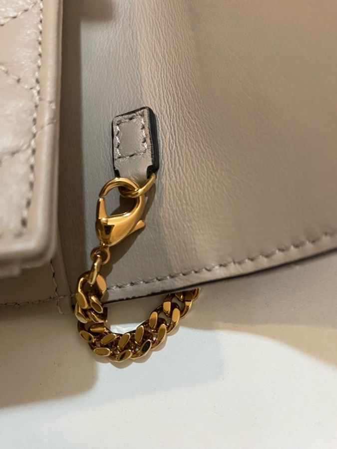 Versace 大全套羊皮金屬鏈條woc-11