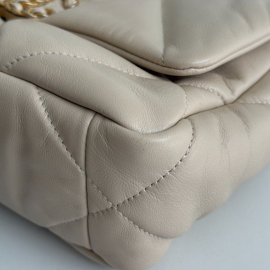 99新🆕 Chanel 香奈兒 19 Bag 米色金釦-13