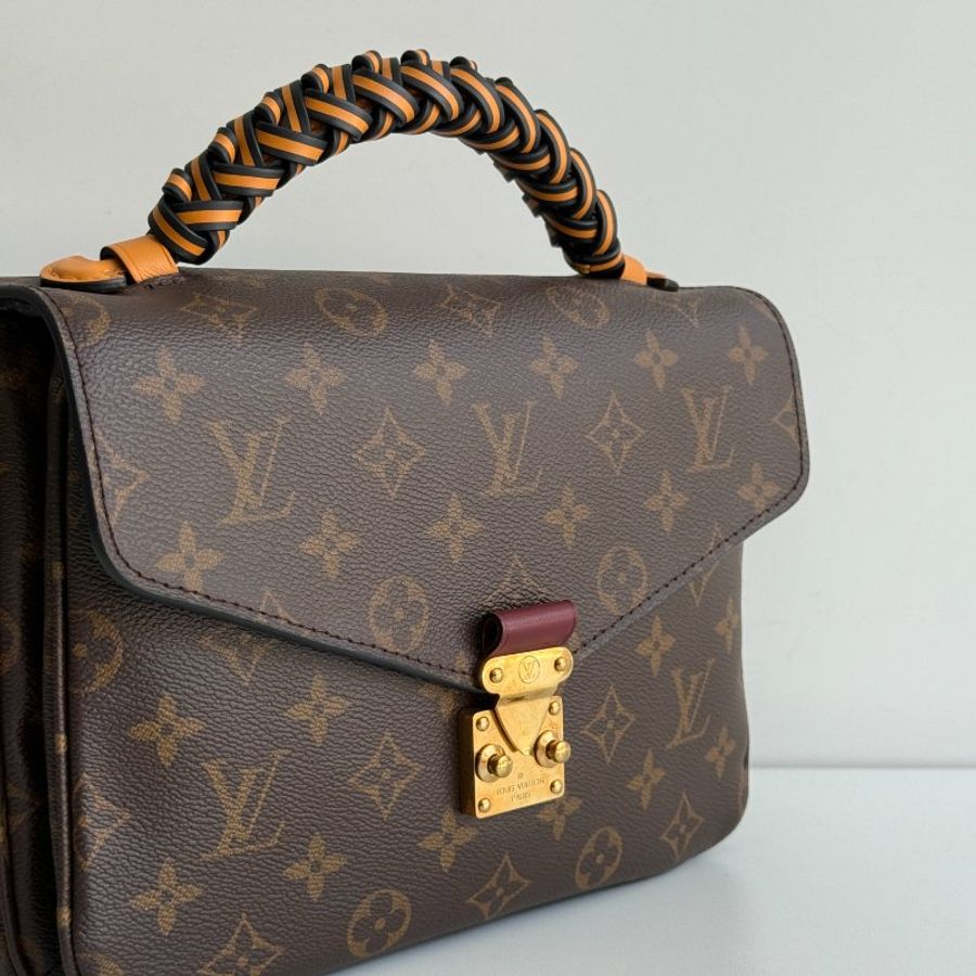 98新🆕 Louis Vuitton 路易威登 Pochette Métis 編織手把-1