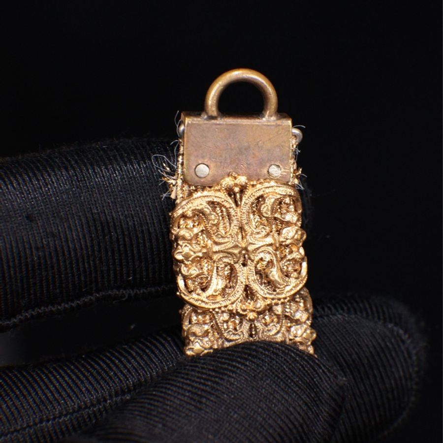 Chanel 素金西阵织雕花腰带-21
