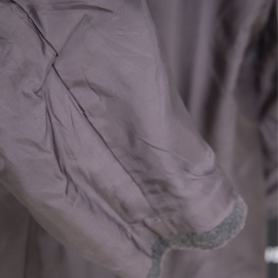 Burberry灰色毛呢黑金徽章西装上衣外套-26