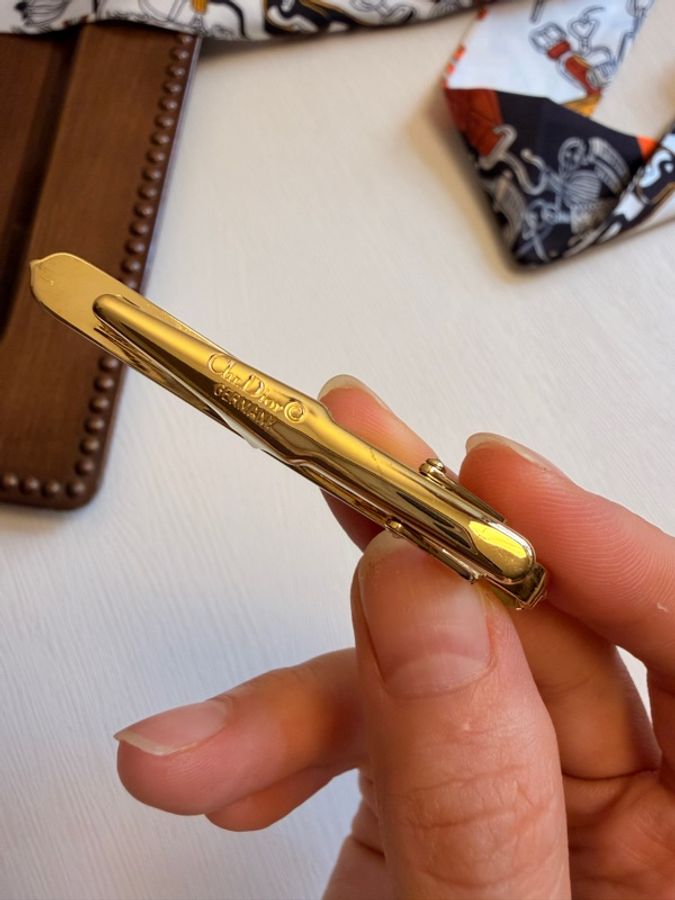Dior 迪奧 中古老花金色木紋雕刻領帶夾 (附原裝盒及吊牌)-5