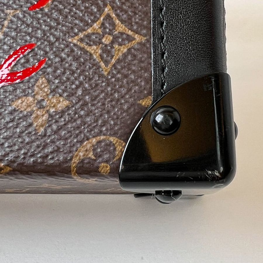 KÉSH 凱仕精品|Louis Vuitton Petite Malle 老花硬箱包|LV Monogram 黑邊金釦肩背斜背包|經典小硬箱收藏款-24