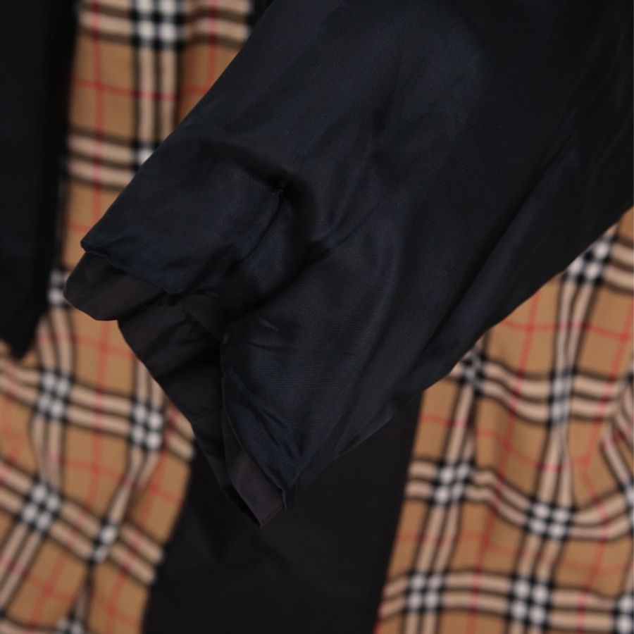 Burberry黑金双排扣防水面料风衣外套-40