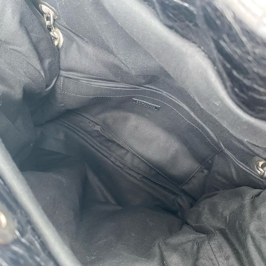 巴黎世家 Monaco黑色細紋牛皮革中號鏈帶包,飾以做舊金色金屬配件-7