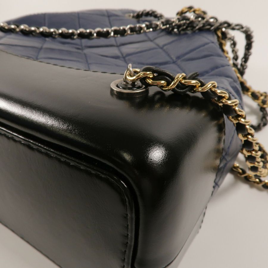 CHANEL 牛皮皮革Gabrielle BackPack鏈帶背包-13