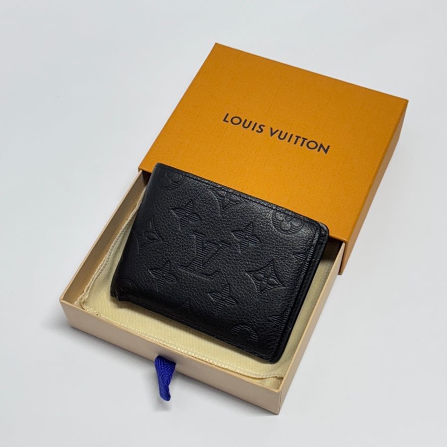 (晶片款)LV M82072 Taurillon頂級牛皮 黑老花短夾-2