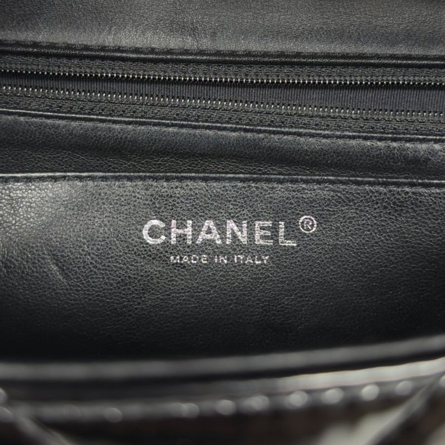 CHANEL Maxi 漆皮 特大號經典款 鏈條包-20