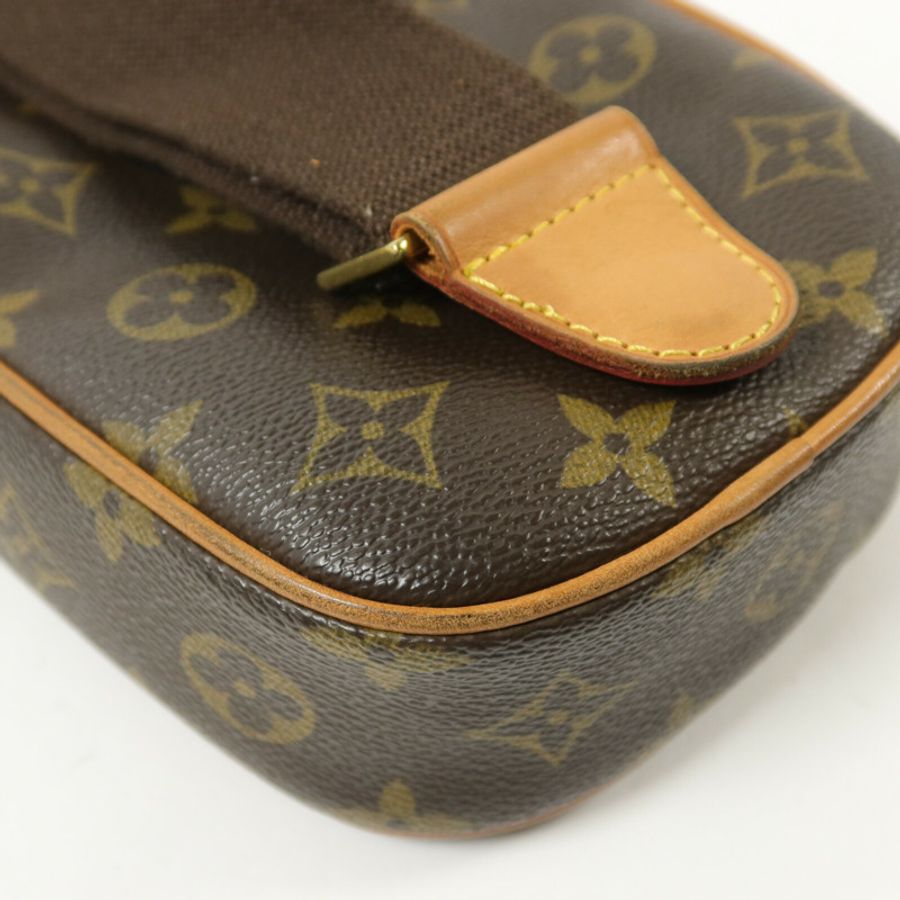 LOUIS VUITTON Monogram Pochette Gange肩背袋-14