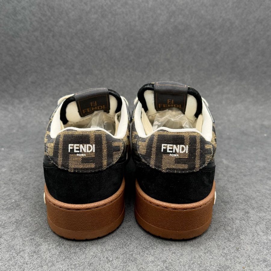 Fendi match 芬迪黑老花板鞋 舒適休閒低幫 37碼 成色不錯-3