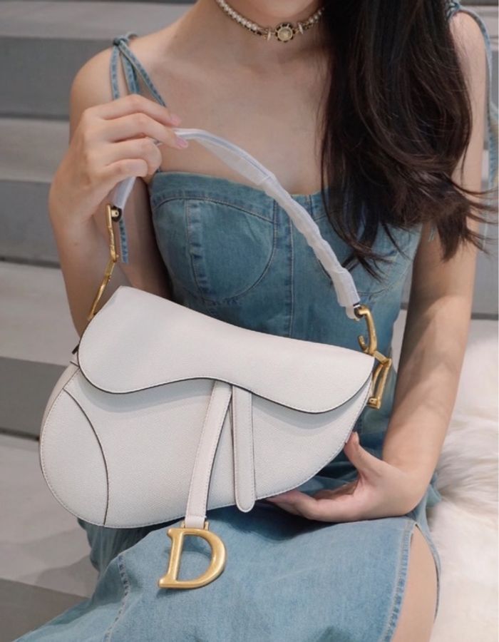 Dior/迪奧 奶昔白全皮馬鞍中號24*20-7