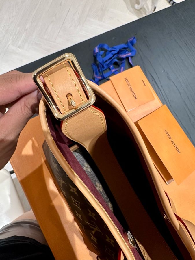 全新Louis Vuitton CarryAll PM 老花(附拉鍊子包)-11