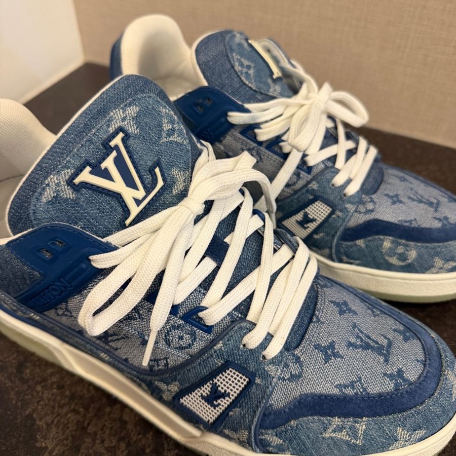 Louis Vuitton (LV) 滿版logo牛仔鞋-3