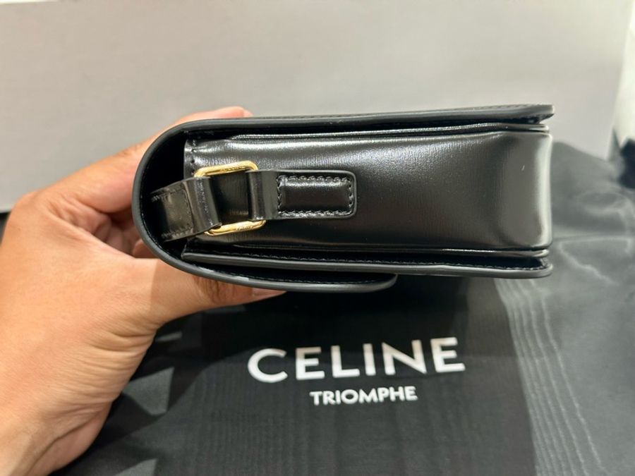 全新Celine Teen Triomphe(經典黑金釦)-10