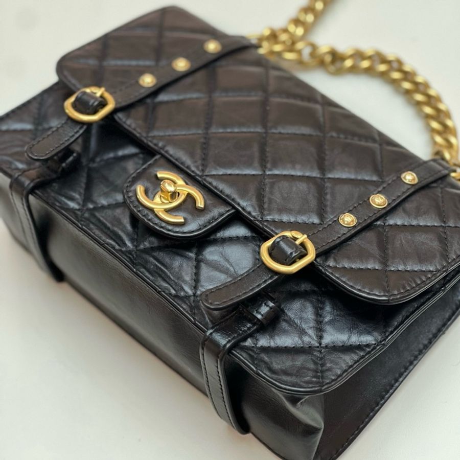 Chanel 21b黑金劍橋郵差包 復古金扣金鍊翻蓋菱格 手提包斜挎包 黑色 金扣-6