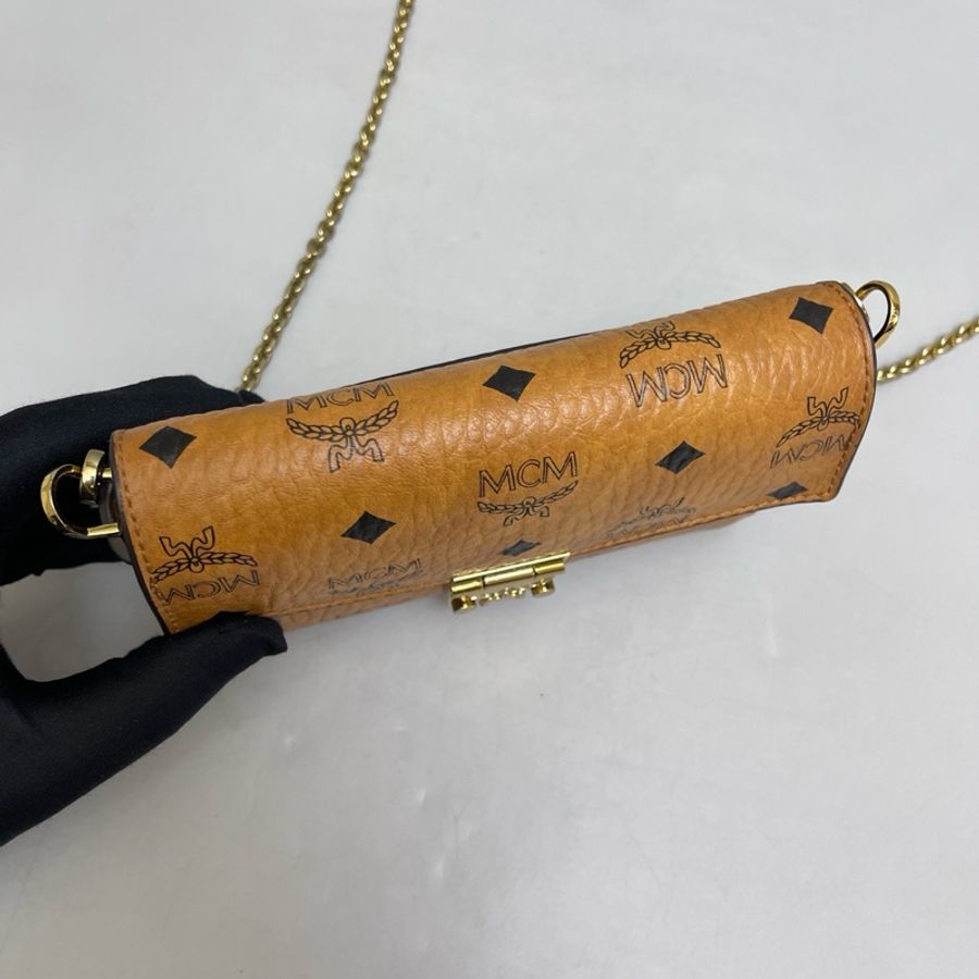 MCM 焦糖色老花小號鏈條信封包,尺寸 18×12×5 附件 塵袋-5