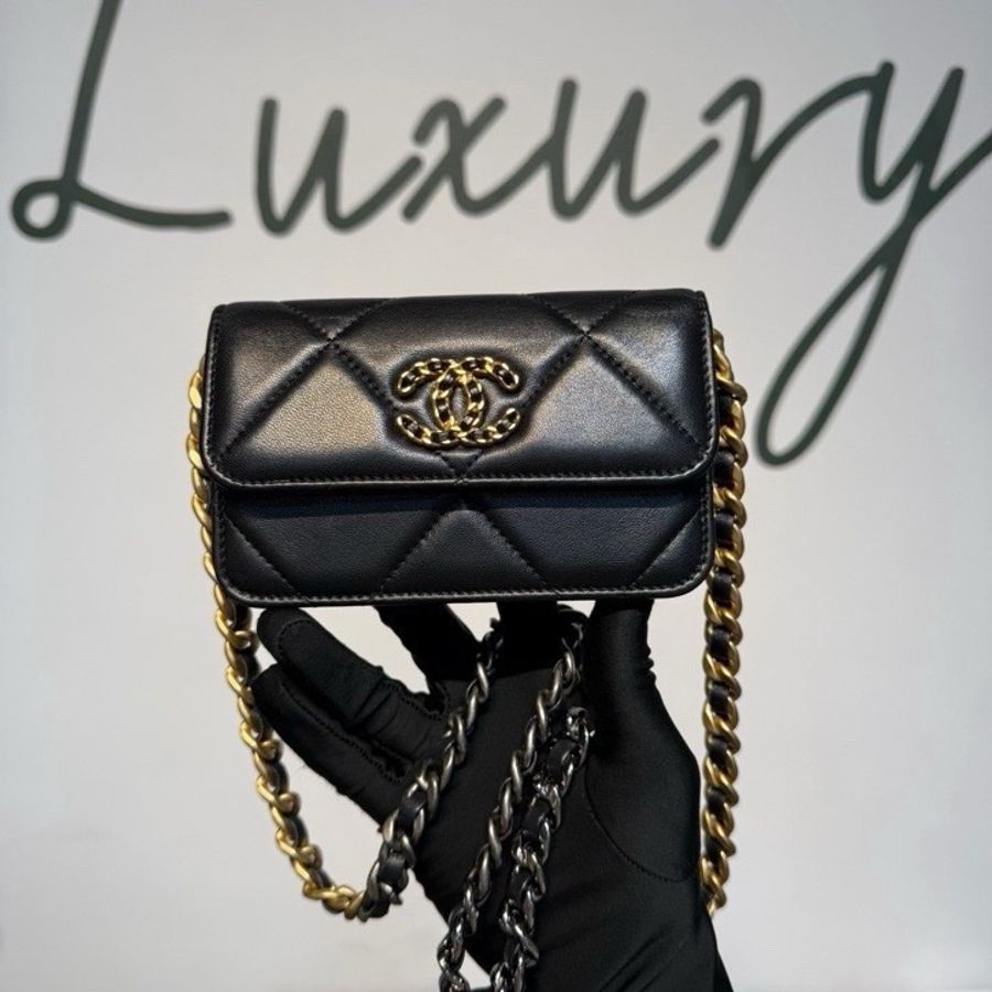 CHANEL 香奈兒 19bag woc mini 鏈條包 黑金菱格紋羊皮-0