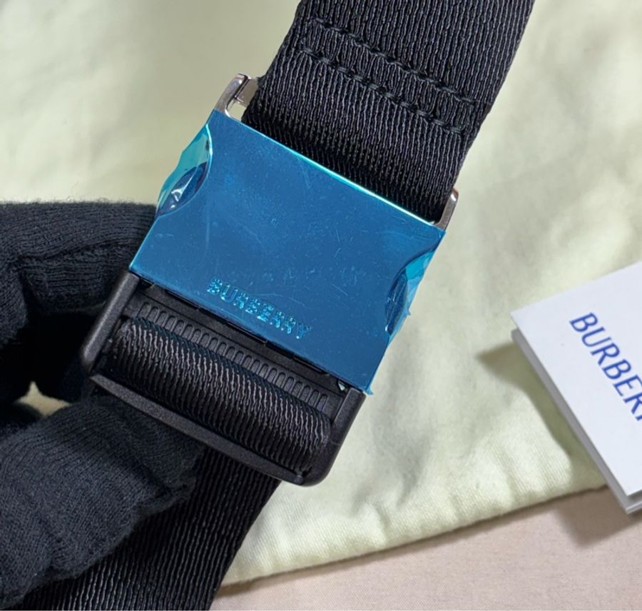‼️全台最甜 全新閒置 Burberry 巴寶莉 新款 尼龍腰包 胸包-5