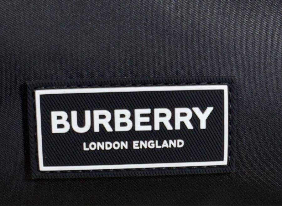 ‼️全台最甜 全新閒置 Burberry 巴寶莉 新款 尼龍腰包 胸包-7