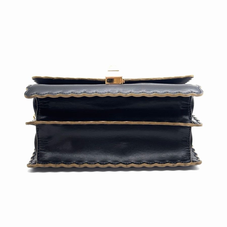 ✨FENDI 黑金 KANI 波浪風琴手提斜背包✨-4
