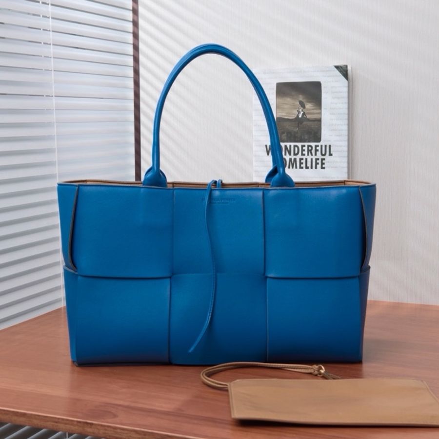 💙 BOTTEGA VENETA Arco 藍色編織子母手提托特包 💙-10