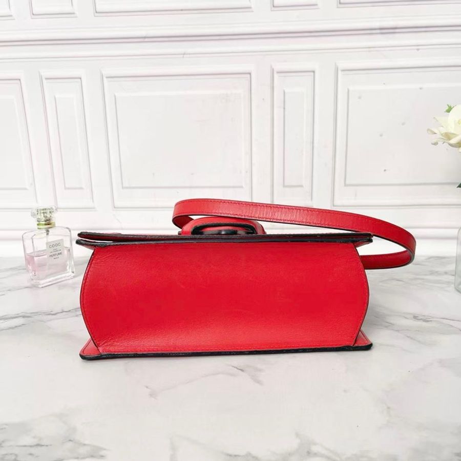 ❤️ LOEWE Barcelona 紅色全皮中號三角斜背包 ❤️-10