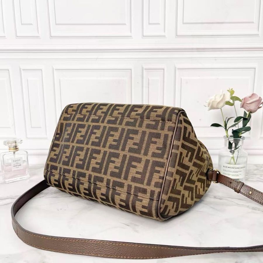👜 FENDI 經典FF老花波士頓手提斜背包 👜-9