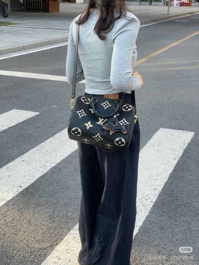 🖤 LOUIS VUITTON Speedy 25 黑白大Logo Monogram Empreinte 牛皮手提斜背包 🖤-1