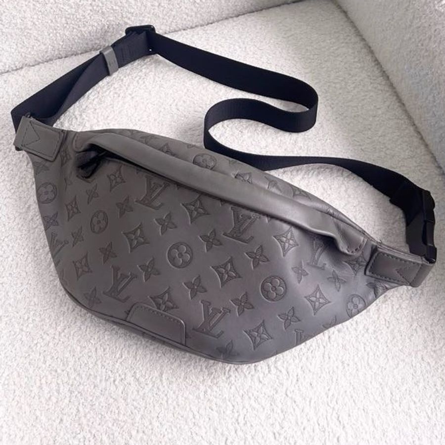 Louis Vuitton 路易威登 Discovery 芯片款 胸包-2