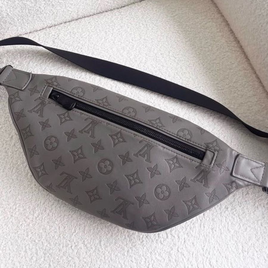 Louis Vuitton 路易威登 Discovery 芯片款 胸包-3