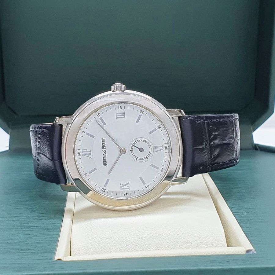 【大眾名錶】Audemars Piguet 愛彼 15056BC Jules Audemars系列 18K白金 薄型腕錶 底蓋裸空 原廠帶扣 錶徑36mm B1417-2