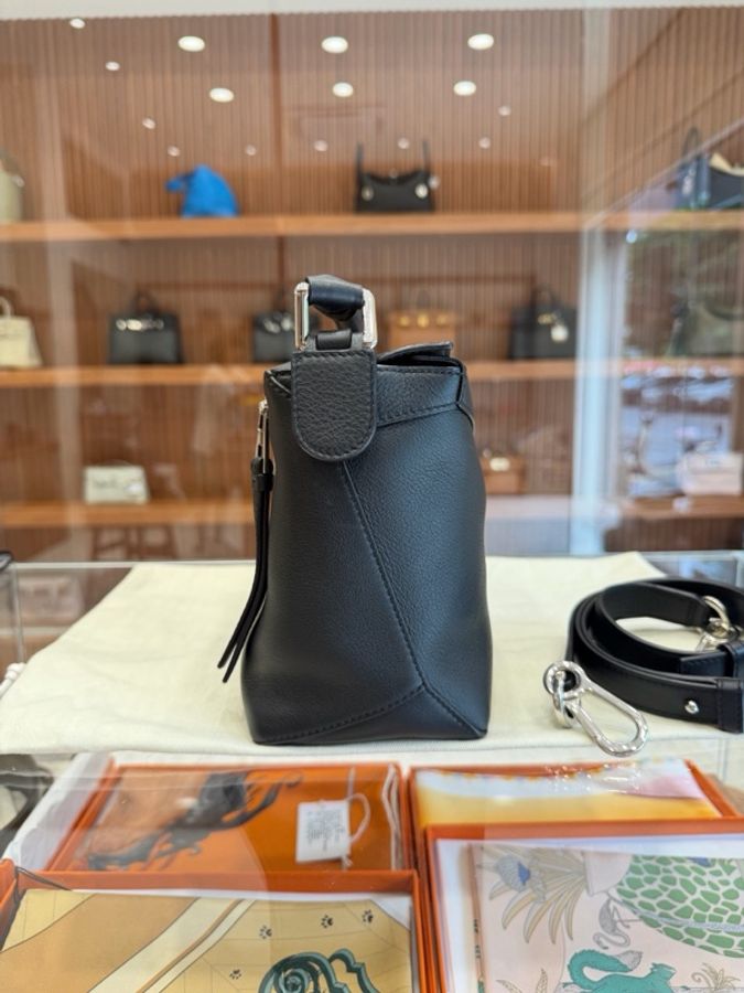 羅意威/Loewe黑色全皮puzzle小號底長24-3