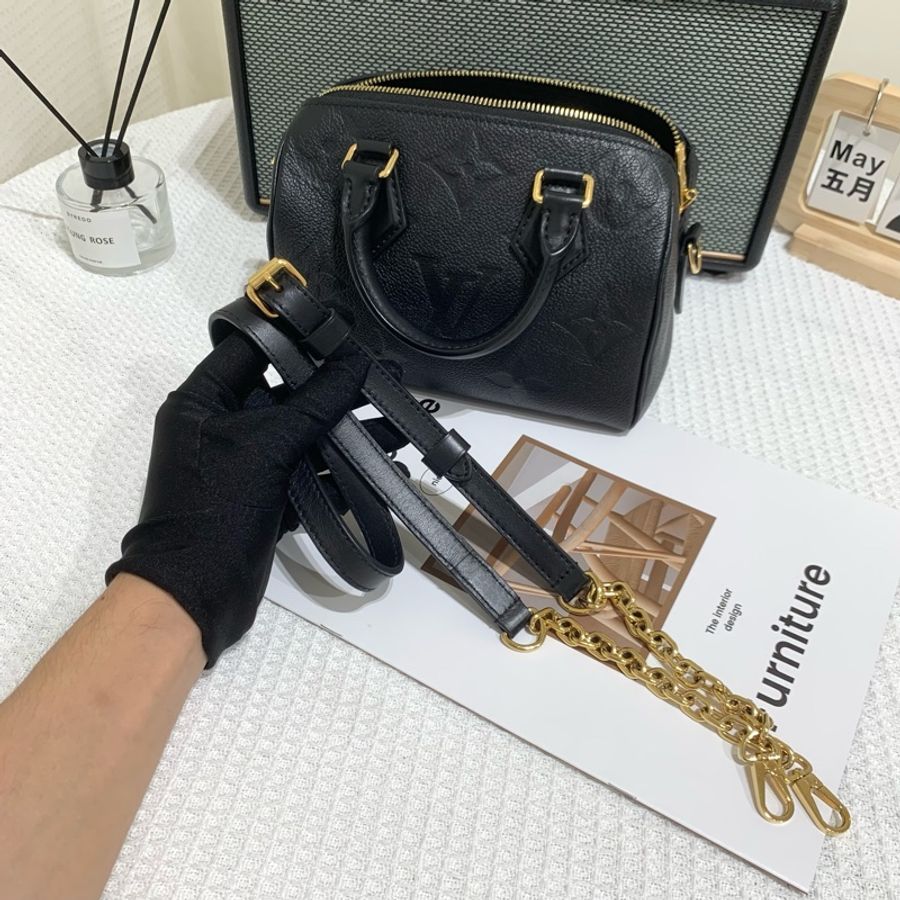 Lv speedy20全黑壓紋🖤-13