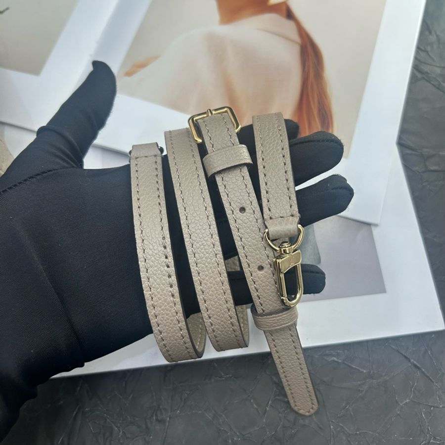 LV路易威登 大象灰小水桶nano Noe 斜背包 芯片款 底長13cm-8