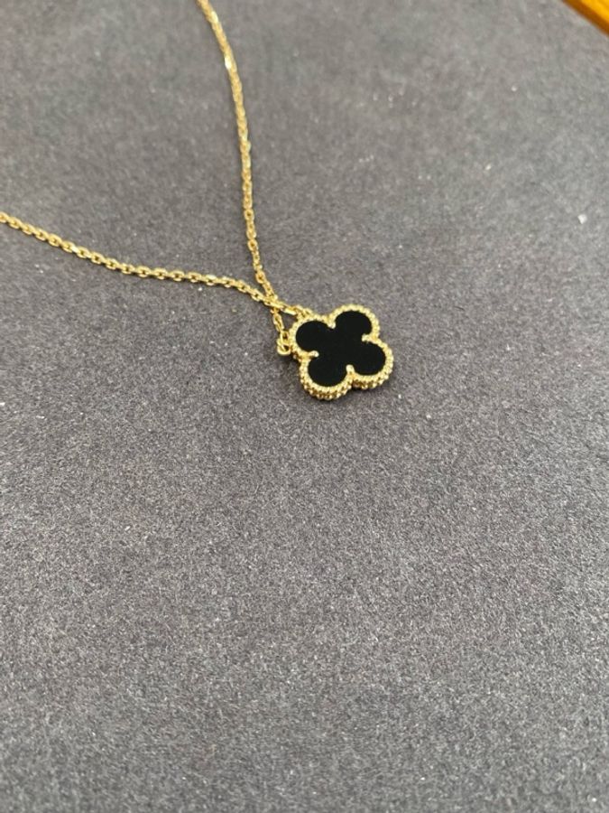 梵克雅寶/Van Cleef & Arpels 黑花中號，附件 證書盒-2